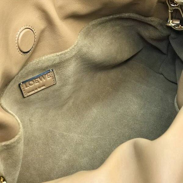 高仿原版LOEWEFlamenco clutch系列福袋小牛皮blpj14089