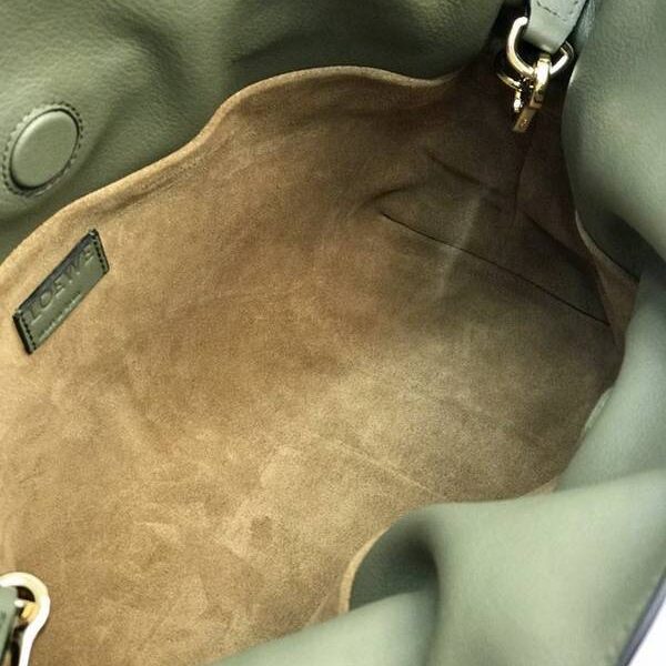 高仿奢侈品LOEWEFlamenco clutch系列福袋小牛皮blpj14090