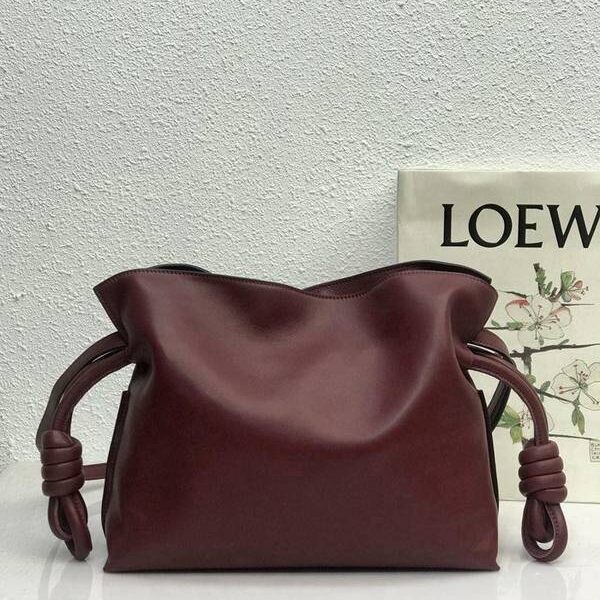 高仿LOEWEFlamenco clutch系列福袋小牛皮blpj14092 9 高仿LOEWEFlamenco clutch系列福袋小牛皮blpj14092