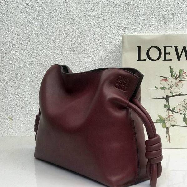 高仿LOEWEFlamenco clutch系列福袋小牛皮blpj14092 10 高仿LOEWEFlamenco clutch系列福袋小牛皮blpj14092
