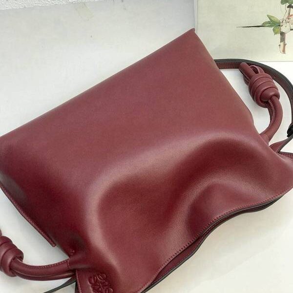 高仿LOEWEFlamenco clutch系列福袋小牛皮blpj14092 11 高仿LOEWEFlamenco clutch系列福袋小牛皮blpj14092