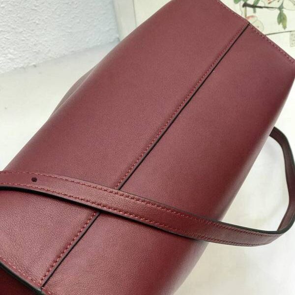 高仿LOEWEFlamenco clutch系列福袋小牛皮blpj14092 13 高仿LOEWEFlamenco clutch系列福袋小牛皮blpj14092