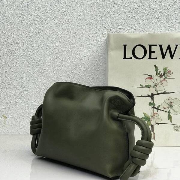 原單複製LOEWEFlamenco 迷你福袋柔軟細膩小牛皮blpj14098 10 原單複製LOEWEFlamenco 迷你福袋柔軟細膩小牛皮blpj14098