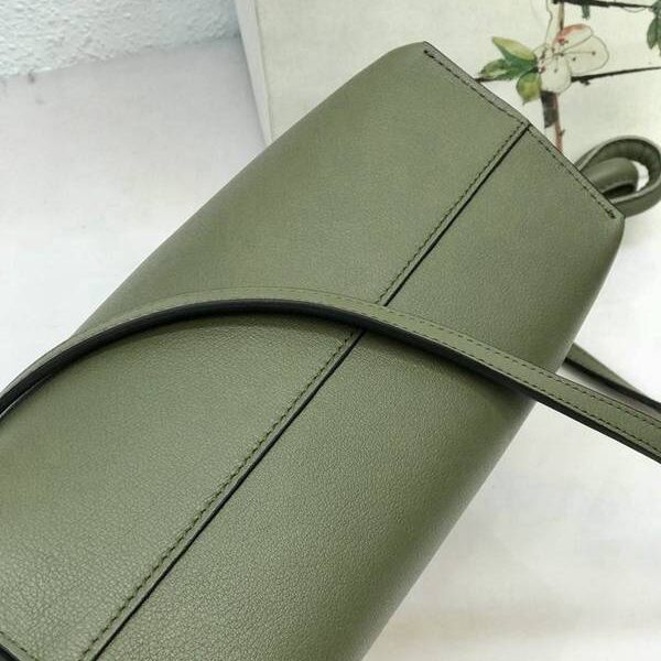 原單複製LOEWEFlamenco 迷你福袋柔軟細膩小牛皮blpj14098 12 原單複製LOEWEFlamenco 迷你福袋柔軟細膩小牛皮blpj14098