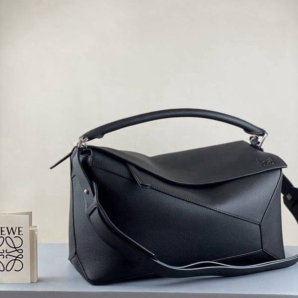 最高等級LOEWEpuzzle36cm2020春夏款 柔軟天然牛皮blpj14191