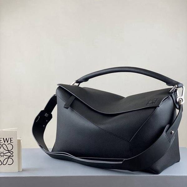 最高等級LOEWEpuzzle36cm2020春夏款 柔軟天然牛皮blpj14191