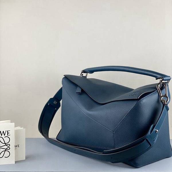 高仿精品LOEWEpuzzle36cm2020春夏款 柔軟天然牛皮blpj14192