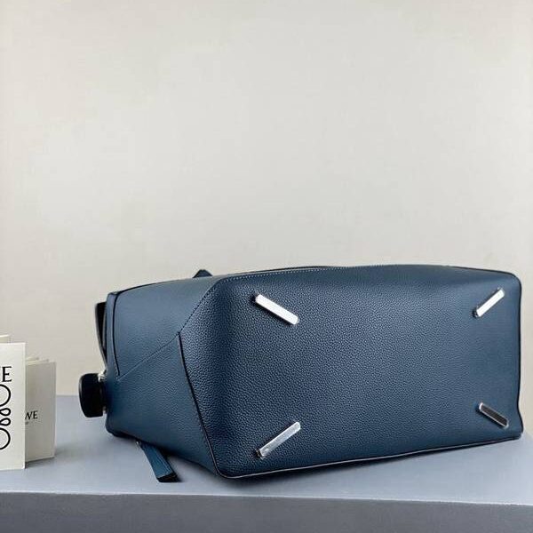 高仿精品LOEWEpuzzle36cm2020春夏款 柔軟天然牛皮blpj14192