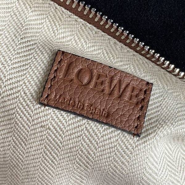 原版A貨LOEWEpuzzle36cm2020春夏款 柔軟天然牛皮blpj14194