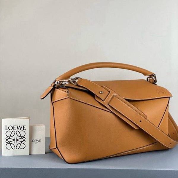 最高等級A貨LOEWEpuzzle36cm2020春夏款 柔軟天然牛皮blpj14196 10 最高等級A貨LOEWEpuzzle36cm2020春夏款 柔軟天然牛皮blpj14196