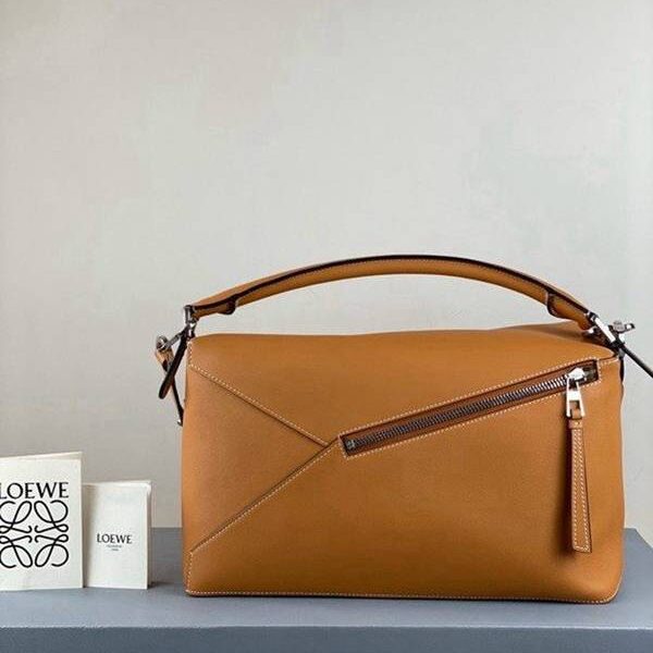 最高等級A貨LOEWEpuzzle36cm2020春夏款 柔軟天然牛皮blpj14196 12 最高等級A貨LOEWEpuzzle36cm2020春夏款 柔軟天然牛皮blpj14196