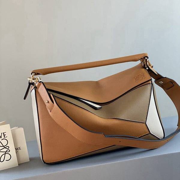 A貨精品LOEWE淺焦糖PUZZLE中號