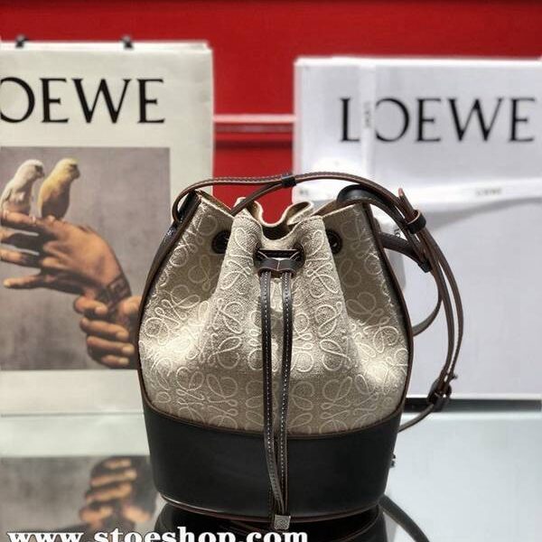 奢侈品1：1LOEWE進口面料LowBalloon氣球包2020大熱【氣球水桶包】小牛皮blpj14258