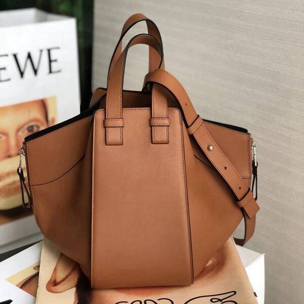 高仿網台灣LOEWEHammock Bag正品開模 進口小牛皮blpj14302