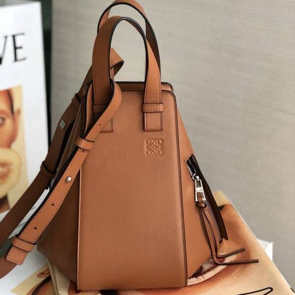 高仿網台灣LOEWEHammock Bag正品開模 進口小牛皮blpj14302