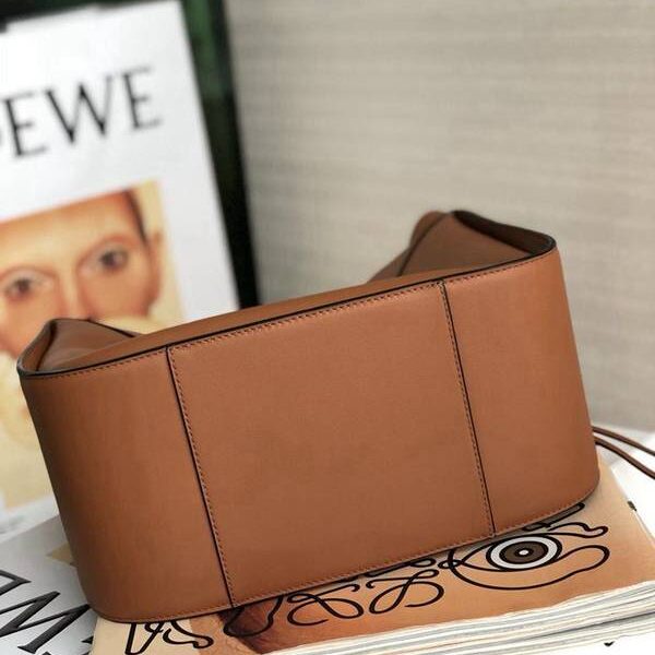 高仿網台灣LOEWEHammock Bag正品開模 進口小牛皮blpj14302