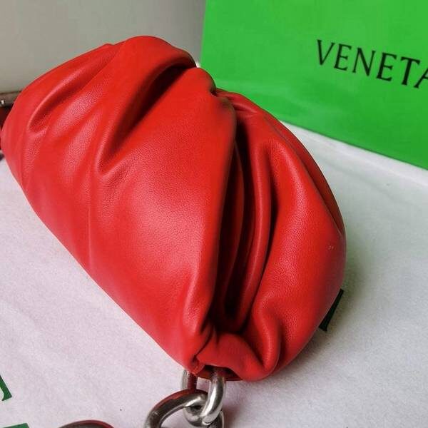 高仿名牌BOTTEGA VENETA鏈條小雲朵blpj14323