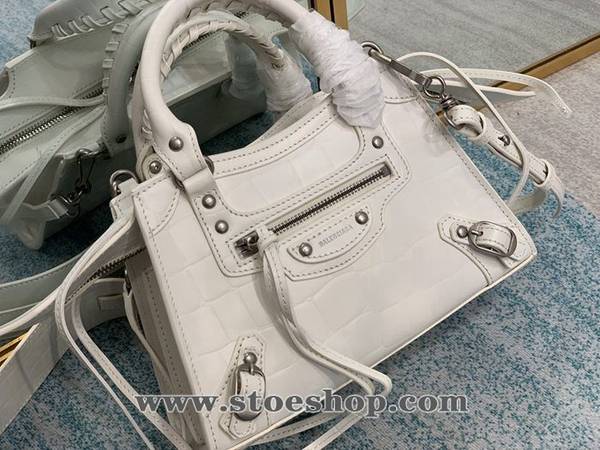 高仿balenciaga 鱷魚紋白 Balenciaga Neo Classic機車包 6 高仿balenciaga 鱷魚紋白 Balenciaga Neo Classic機車包
