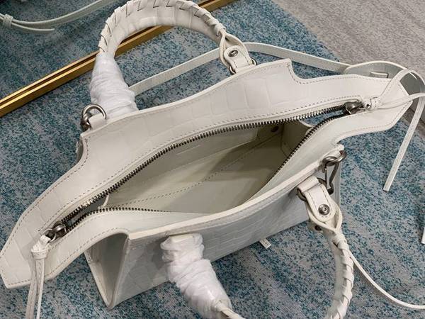 高仿balenciaga 鱷魚紋白 Balenciaga Neo Classic機車包 7 高仿balenciaga 鱷魚紋白 Balenciaga Neo Classic機車包
