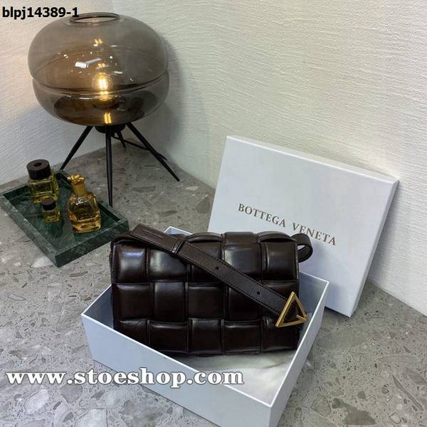 最高等級BOTTEGA VENETACassette枕頭包柔軟高級小牛皮blpj14389 1 最高等級BOTTEGA VENETACassette枕頭包柔軟高級小牛皮blpj14389
