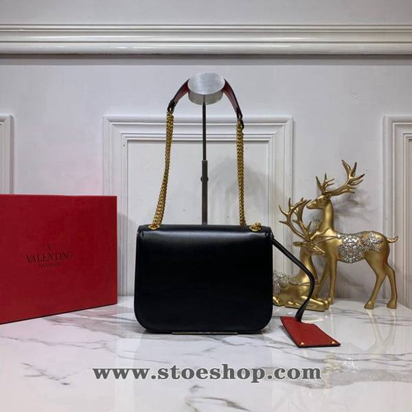 奢侈品a貨Valentino Garavani mini 皮革單肩包 2 奢侈品a貨Valentino Garavani mini 皮革單肩包