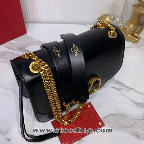 奢侈品a貨Valentino Garavani mini 皮革單肩包 4 奢侈品a貨Valentino Garavani mini 皮革單肩包