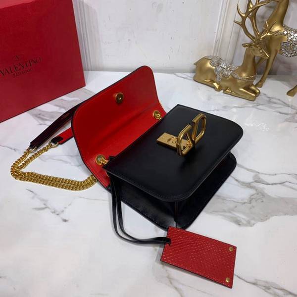 奢侈品a貨Valentino Garavani mini 皮革單肩包 5 奢侈品a貨Valentino Garavani mini 皮革單肩包