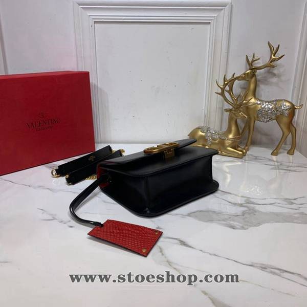 奢侈品a貨Valentino Garavani mini 皮革單肩包 8 奢侈品a貨Valentino Garavani mini 皮革單肩包