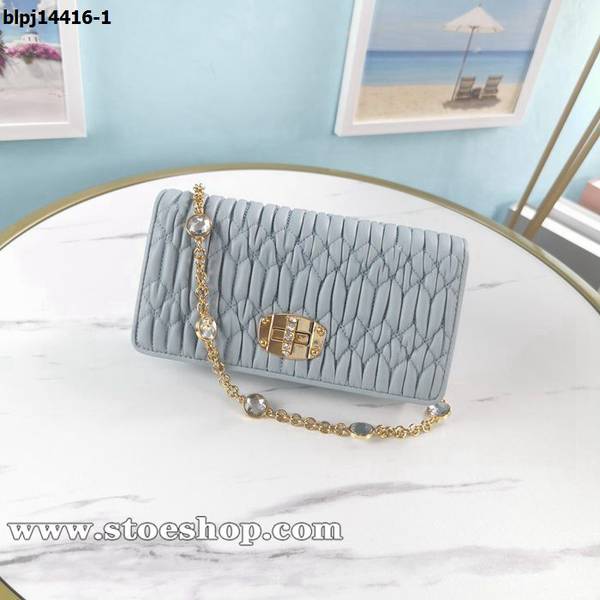 奢侈品1：1miumiu金扣霧霾藍5DH044Matelasse珠光小羊皮blpj14416
