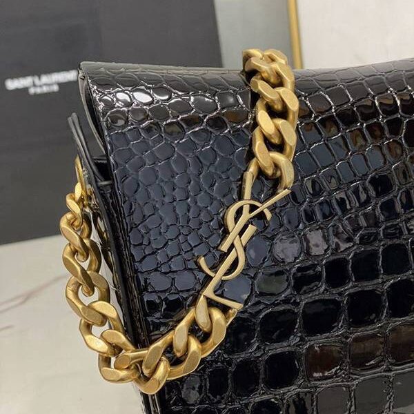 高仿名牌YSL新款ELISE鱷魚紋壓印漆皮革肩背包640290【黑色】前翻蓋肩背包blpj14436