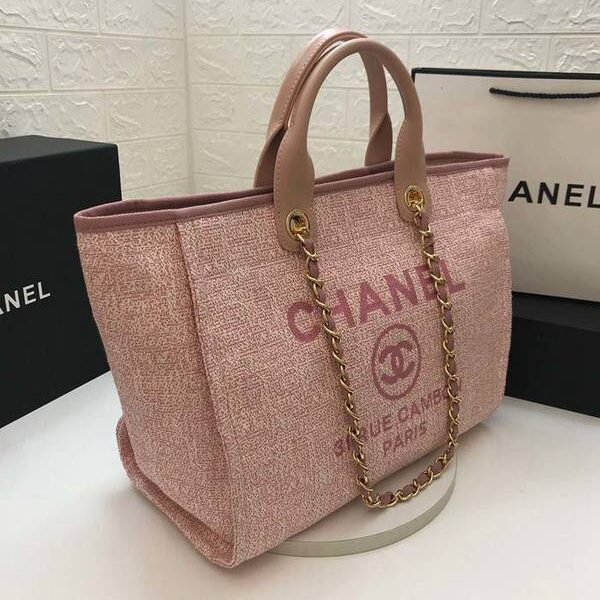 男精品背包高仿chanel 66941大號沙灘牛仔帆布包chanel deauville春夏迪拜度假系列經典購物袋帶手柄大號媽咪包chb10144