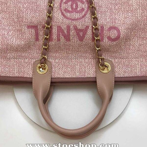 男精品背包高仿chanel 66941大號沙灘牛仔帆布包chanel deauville春夏迪拜度假系列經典購物袋帶手柄大號媽咪包chb10144
