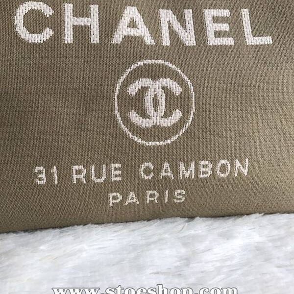 香奈兒錢包高仿chanel 66941大號沙灘牛仔帆布包chanel deauville春夏迪拜度假系列經典購物袋帶手柄大號媽咪包chb10147