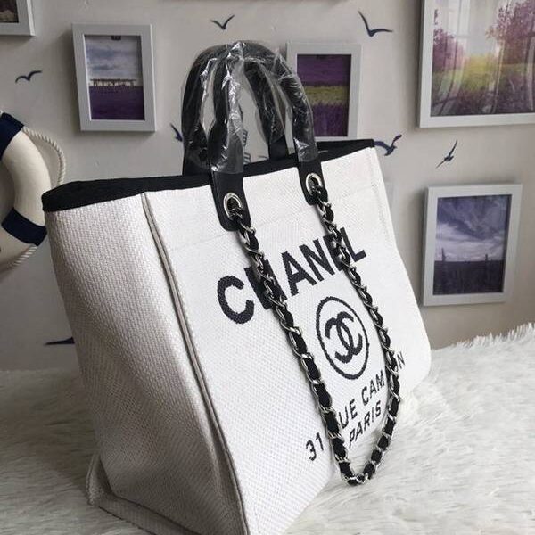 香奈兒 皮革高仿chanel 66941大號沙灘牛仔帆布包chanel deauville春夏迪拜度假系列經典購物袋帶手柄大號媽咪包chb10155