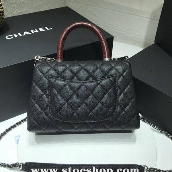 一比一高仿奢侈品chanel A92990最新棱格細顆粒壓花小牛皮配與棗紅蜥蜴紋手柄單肩斜挎手提中號口蓋包chb10176