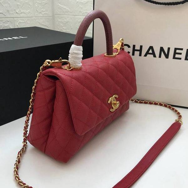 頂級高仿包包 chanel最新棱格細顆粒壓花小牛皮中號口蓋包