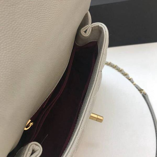 香奈兒高仿精品店A92990最新棱格細顆粒壓花小牛皮配與手柄單肩斜挎手提中號口蓋包chb10196