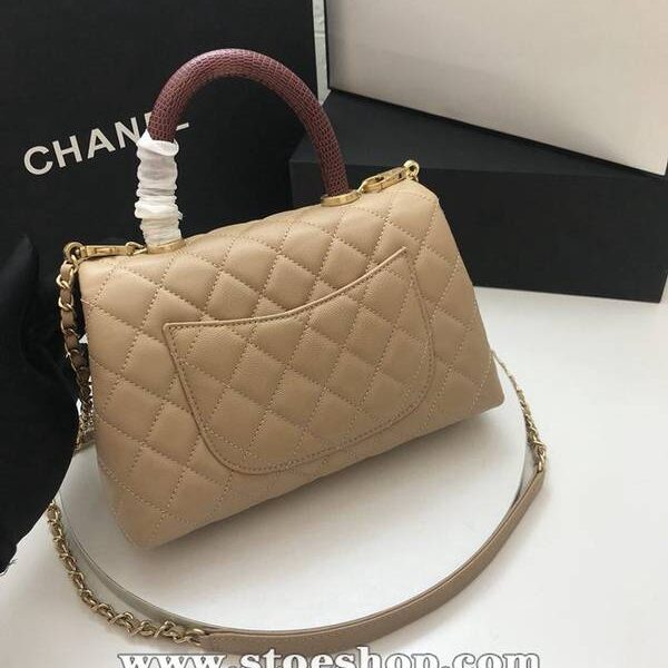 高仿奢侈品chanelA92990最新棱格細顆粒壓花小牛皮配與手柄單肩斜挎手提中號口蓋包chb10197