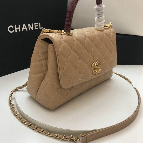 高仿奢侈品chanelA92990最新棱格細顆粒壓花小牛皮配與手柄單肩斜挎手提中號口蓋包chb10197