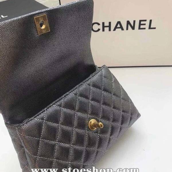 chanel高仿精品包A92990最新棱格細顆粒壓花小牛皮配與小球紋手柄單肩斜挎手提中號口蓋包chb10203