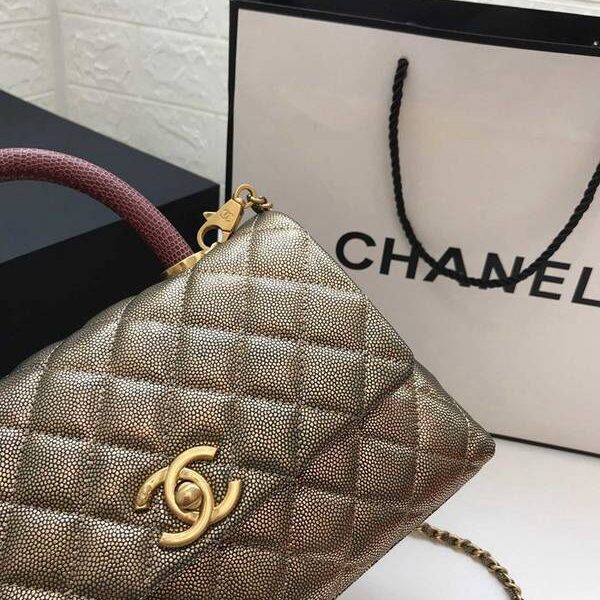 chanelA貨背包A92990最新棱格細顆粒壓花小牛皮配與小球紋手柄單肩斜挎手提中號口蓋包chb10207