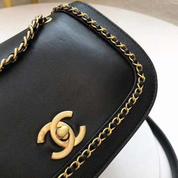 高仿臺灣高仿1:1chanel/AS0371 19SS新款餃子包平紋小羊皮克拼小牛魚子醬chb10210