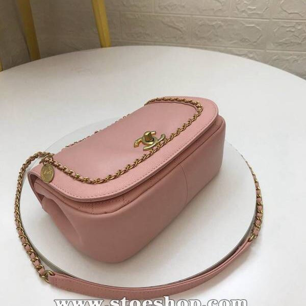 高仿chanel手袋高仿chanel/AS0371 19SS新款餃子包平紋小羊皮克拼小牛魚子醬chb10211