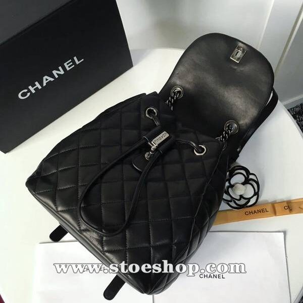 高仿精品包chanel雙肩包進口羊皮搭配復古銀扣chb10216