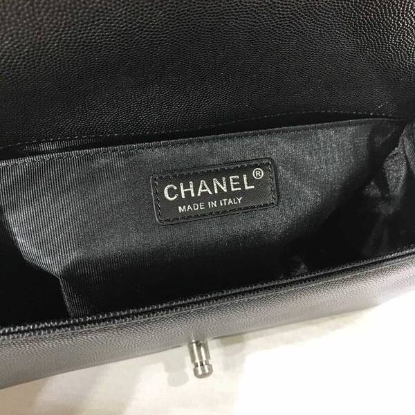 純手工包皮帶香奈兒A67086 BOY chanel口蓋包V紋細顆粒壓花小牛皮chb10259