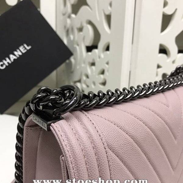 高仿chanel包香奈兒A67086最新款V字紋顆粒壓花小牛皮經典BOY單肩斜挎鏈條口蓋包chb10264