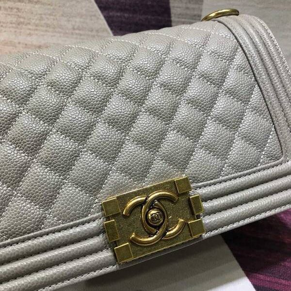 高仿複刻包香奈兒A67086 BOY chanel口蓋包顆粒壓花小牛皮chb10291