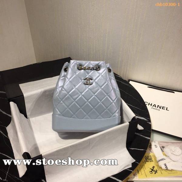 chanel2020新款chanel香奈兒 珠光幻彩Gabrielle牛皮菱格紋流浪背包chb10300 1 chanel2020新款chanel香奈兒 珠光幻彩Gabrielle牛皮菱格紋流浪背包chb10300