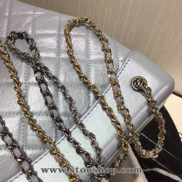 chanel2020新款chanel香奈兒 珠光幻彩Gabrielle牛皮菱格紋流浪背包chb10300 5 chanel2020新款chanel香奈兒 珠光幻彩Gabrielle牛皮菱格紋流浪背包chb10300