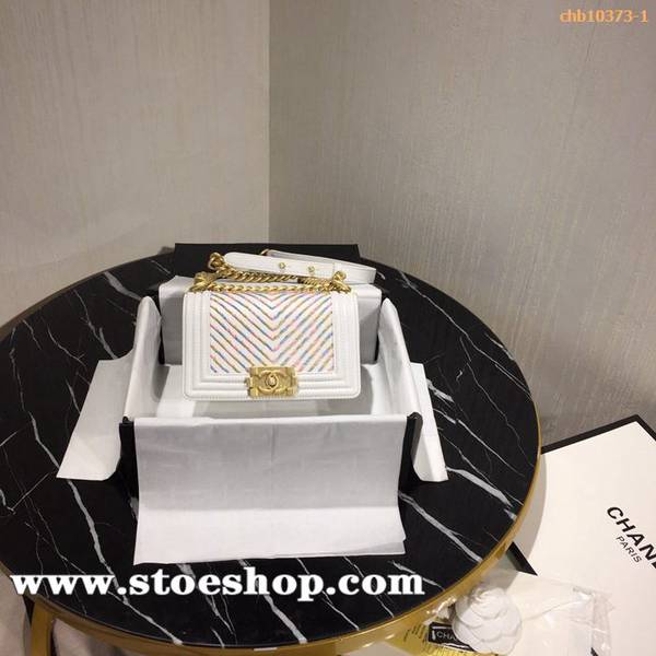 精仿香奈兒chanel Leboy SS春夏系列炫麗色彩小牛皮神仙包chb10373